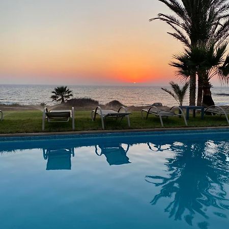 Kymmates Beach Front Villas Пафос Экстерьер фото