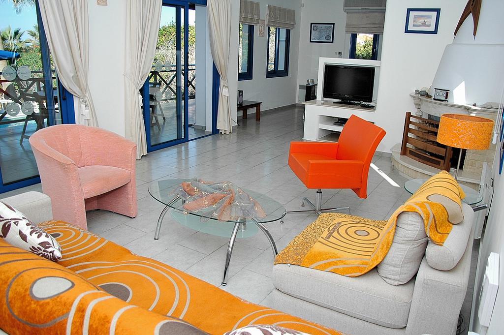 Kymmates Beach Front Villas Пафос Экстерьер фото