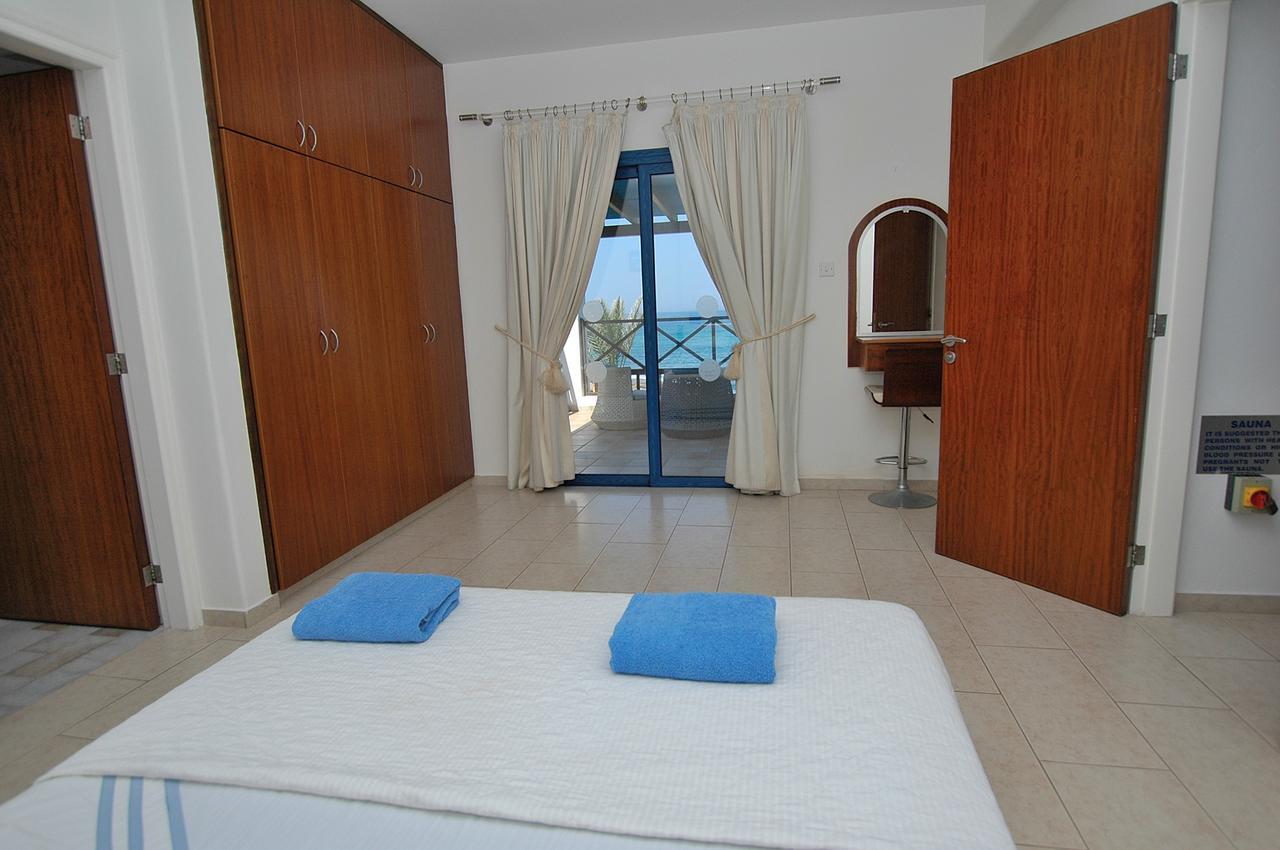 Kymmates Beach Front Villas Пафос Экстерьер фото