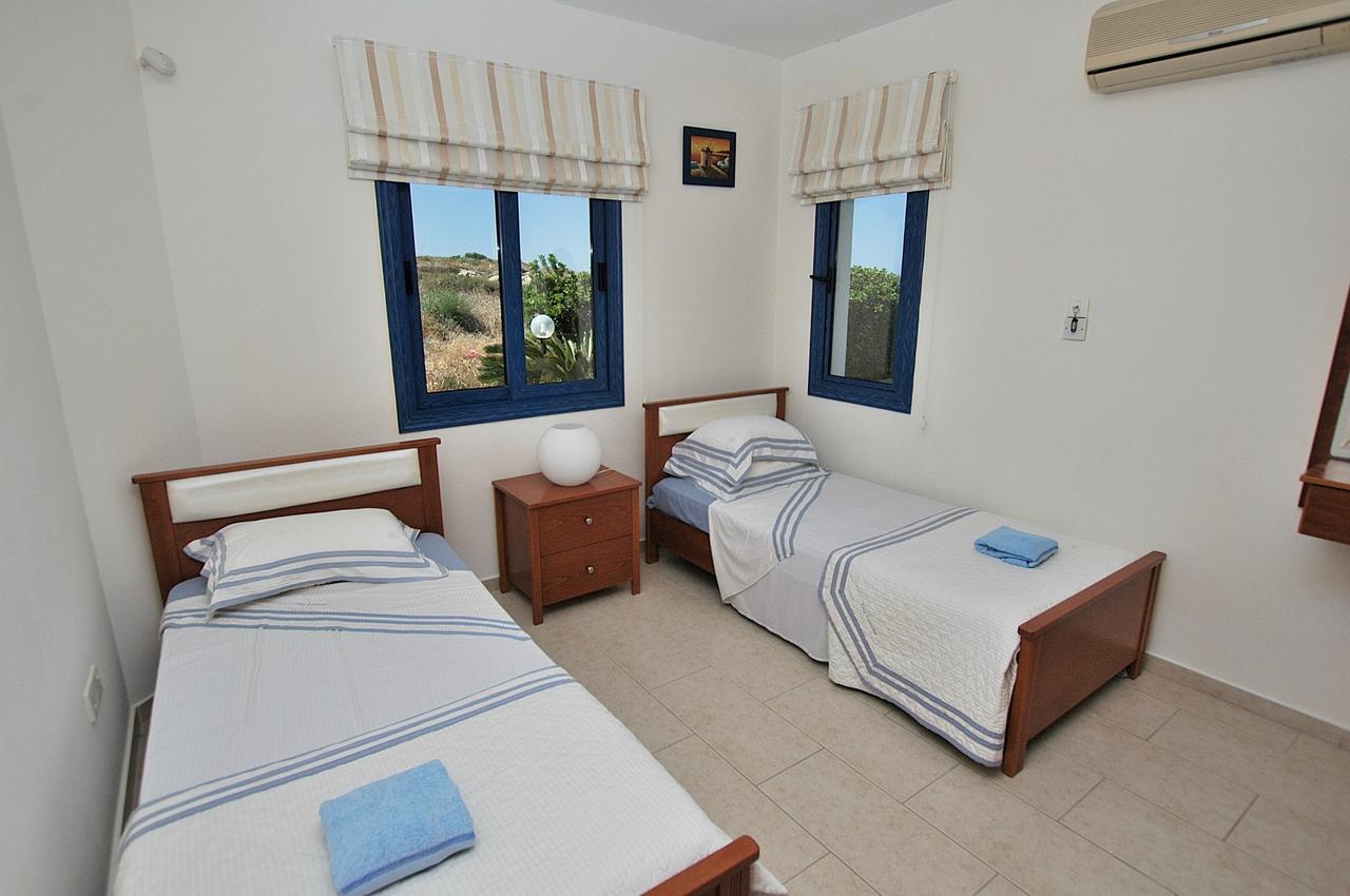 Kymmates Beach Front Villas Пафос Экстерьер фото